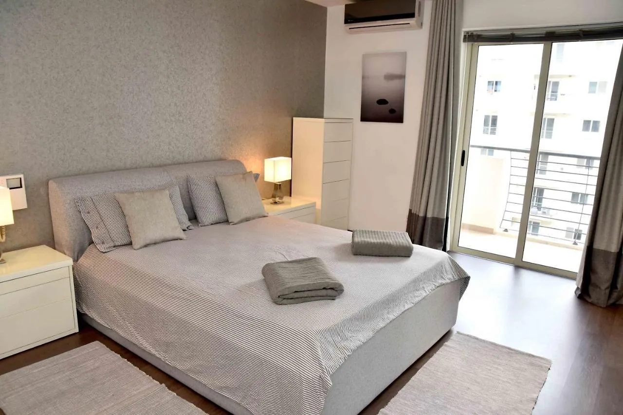 Stay At Lara 1Br Apt, 10 Mins Walk To Sliema Ferries Gzira Malta